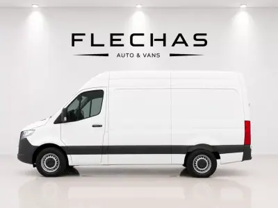 Mercedes-Benz 2018 - 17500 EUR, 183000 km - AUTO.MOTO.pt - 183000km - foto 5 de 9