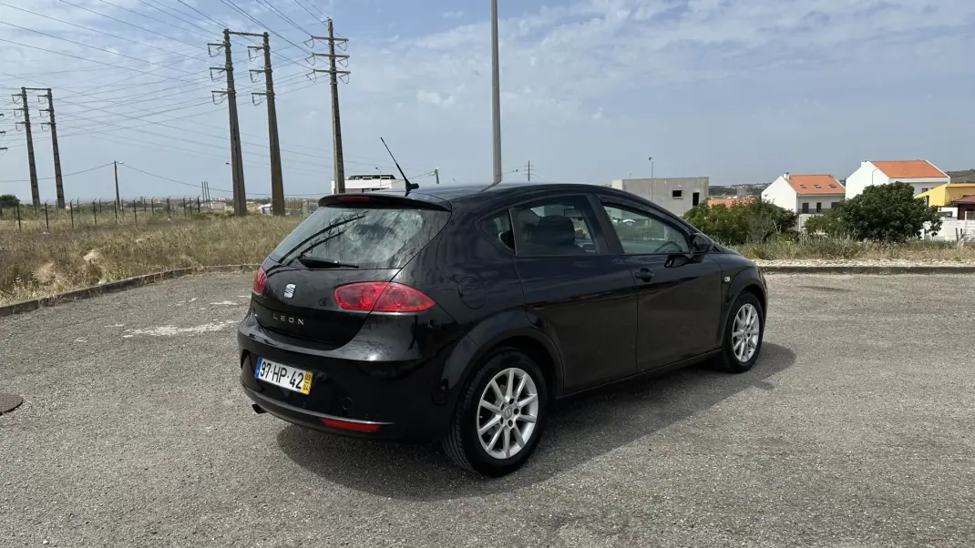SEAT Leon 2009 - 6900 EUR, 250000 km - 250000km - foto 30 de 30