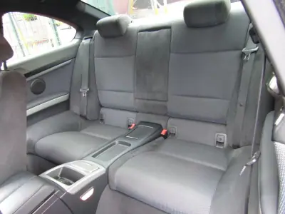 BMW 320 2011 - 16499 EUR, 241020 km - 241020km - foto 11 de 34