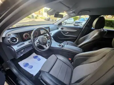 Mercedes-Benz E 300 2020 - 29980 EUR, 140000 km - AUTO.MOTO.pt - 140000km - foto 14 de 20