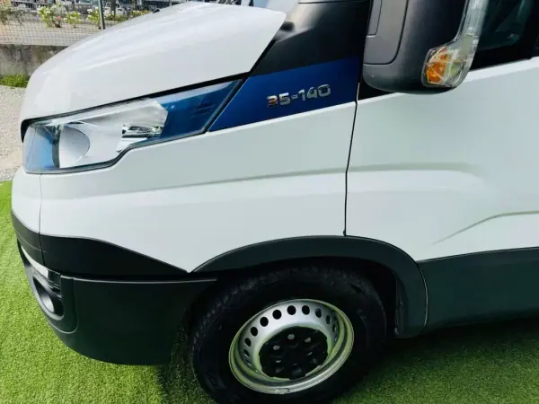 Iveco Daily 2019 - 23500 EUR, 190000 km - AUTO.MOTO.pt - 190000km - foto 6 de 23