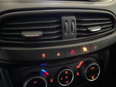 Fiat Tipo 2019 - 8900 EUR, 146000 km - AUTO.MOTO.pt - 146000km - foto 25 de 32