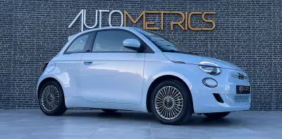 Fiat 500e 2021 - 15250 EUR, 74000 km - AUTO.MOTO.pt - 74000km - foto 7 de 15