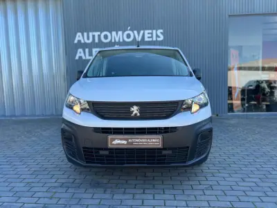 Peugeot PARTNER GIRAFON 2023 - 16500 EUR, 59653 km - AUTO.MOTO.pt - 59653km - foto 2 de 13