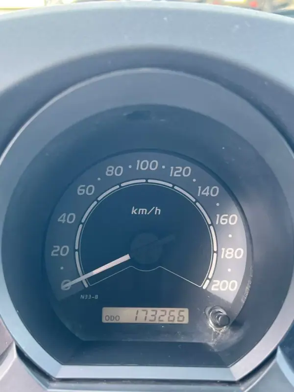 Toyota Hilux 2006 - 16500 EUR, 173266 km - AUTO.MOTO.pt - 173266km - foto 14 de 18