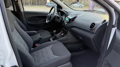 Ford KA 2018 - 11250 EUR, 142000 km - AUTO.MOTO.pt - 142000km - foto 32 de 40