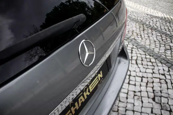 Mercedes-Benz E 220 2010 - 10990 EUR, 489933 km - AUTO.MOTO.pt - 489933km - foto 12 de 41