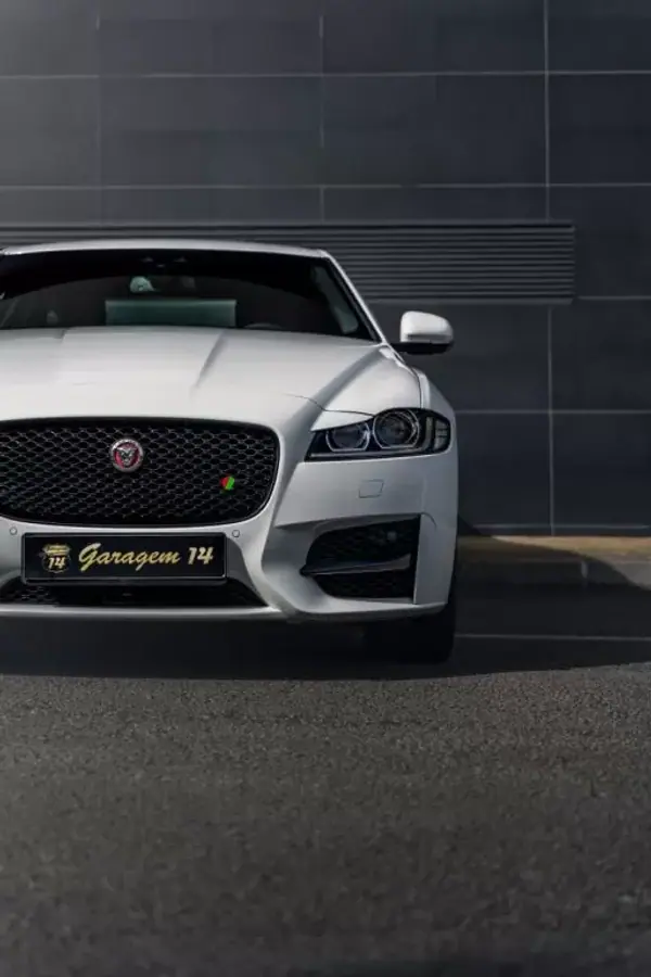 Jaguar XF 2017 - 22990 EUR, 145800 km - AUTO.MOTO.pt - 145800km - foto 23 de 55