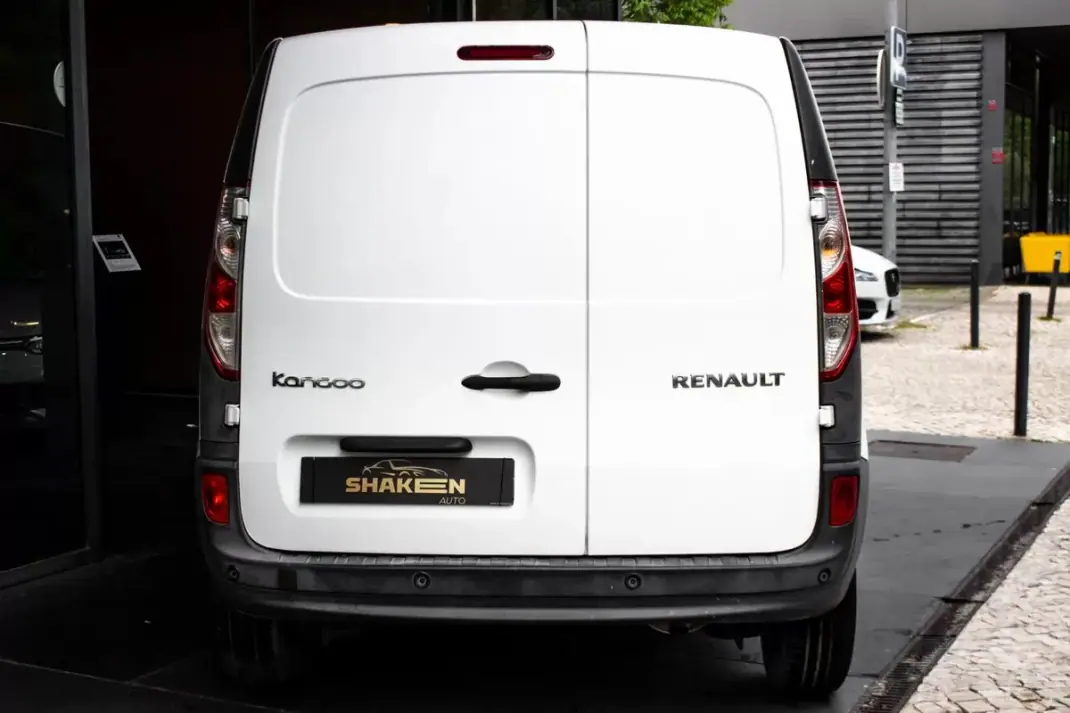 Renault KANGOO EXPRESS 1.5 DCI 115HP ENERGY MAXI BUSINESS 2016 - 5490 EUR, 397806 km - AUTO.MOTO.pt - 397806km - foto 22 de 23
