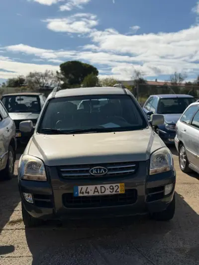 Kia Sportage 2005 - 8900 EUR, 361540 km - AUTO.MOTO.pt - 361540km - foto 3 de 8
