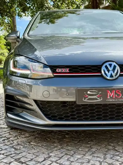 Volkswagen Golf 2019 - 26490 EUR, 113600 km - 113600km - foto 31 de 34