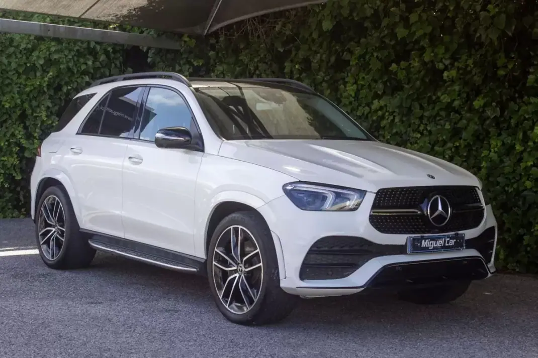 Mercedes-Benz GLE 300 2019 - 56900 EUR, 100700 km - AUTO.MOTO.pt - 100700km - foto 1 de 21