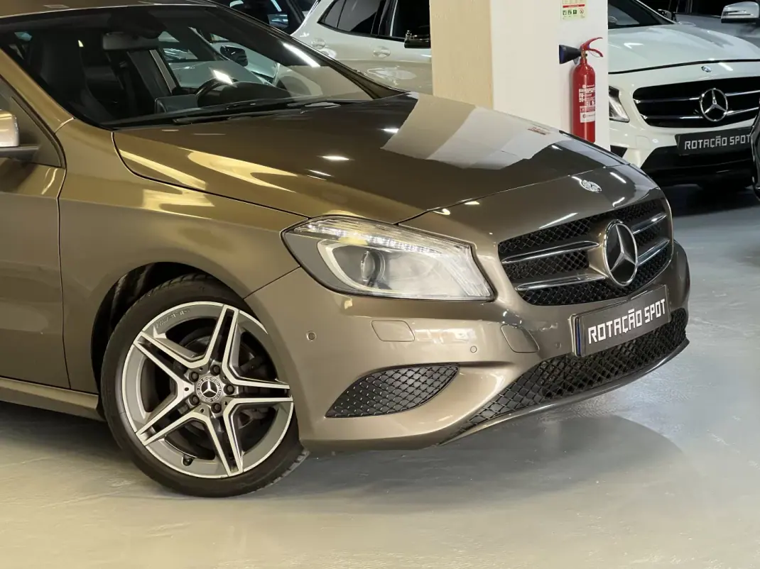 Mercedes-Benz A 180 2013 - 12990 EUR, 180000 km - AUTO.MOTO.pt - 180000km - foto 24 de 36