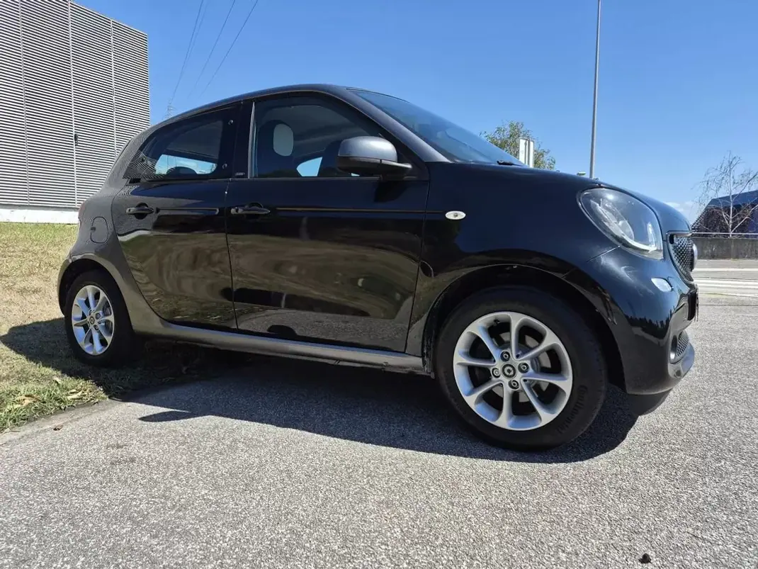 Smart ForFour 2016 - 9999 EUR, 65181 km - 65181km - foto 4 de 29