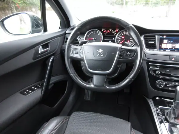 Peugeot 508 SW 2018 - 16990 EUR, 162000 km - AUTO.MOTO.pt - 162000km - foto 45 de 62