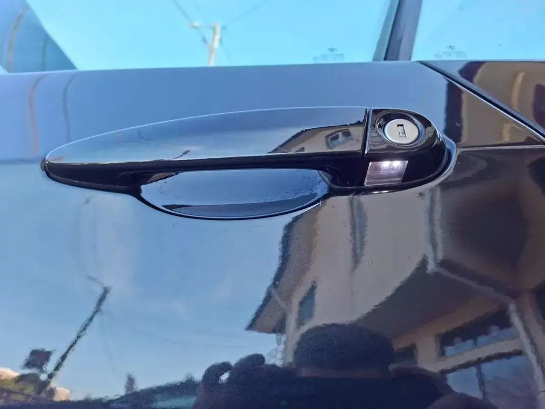 BMW 320 2010 - 15900 EUR, 220000 km - AUTO.MOTO.pt - 220000km - foto 13 de 42