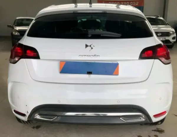 Citroën DS4 2014 - 8900 EUR, 118142 km - AUTO.MOTO.pt - 118142km - foto 7 de 11