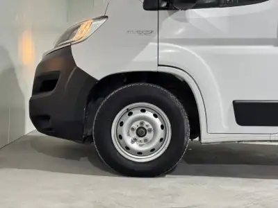 Fiat Ducato Maxi 2.3 130 2019 - 23990 EUR, 81877 km - AUTO.MOTO.pt - 81877km - foto 8 de 16