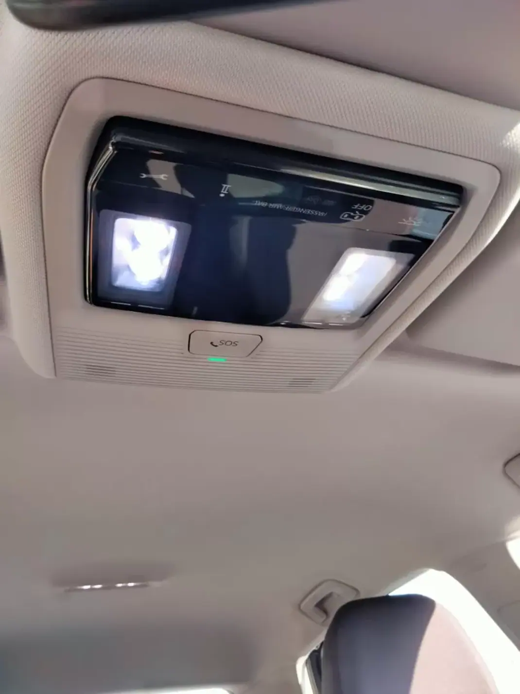 Volkswagen Golf 2021 - 19800 EUR, 44126 km - AUTO.MOTO.pt - 44126km - foto 10 de 13