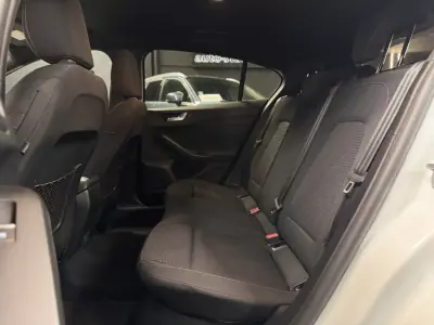 Ford Focus 2023 - 16990 EUR, 88400 km - 88400km - foto 20 de 22