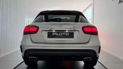 Mercedes-Benz GLA 250 2017 - 26990 EUR, 119434 km - AUTO.MOTO.pt - 119434km - foto 9 de 33