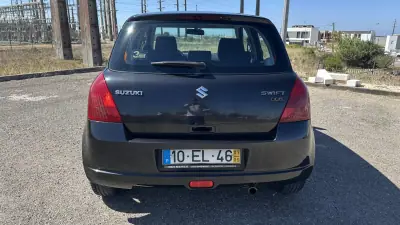 Suzuki Swift 2007 - 3250 EUR, 260000 km - 260000km - foto 7 de 9