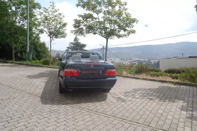 Mercedes-Benz CLK 200 1999 - 11000 EUR, 114500 km - AUTO.MOTO.pt - 114500km - foto 3 de 12