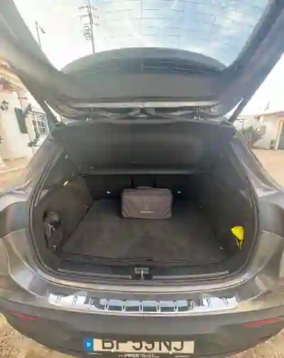 Mercedes-Benz EQA 2023 - 33000 EUR, 51000 km - 51000km - foto 11 de 13