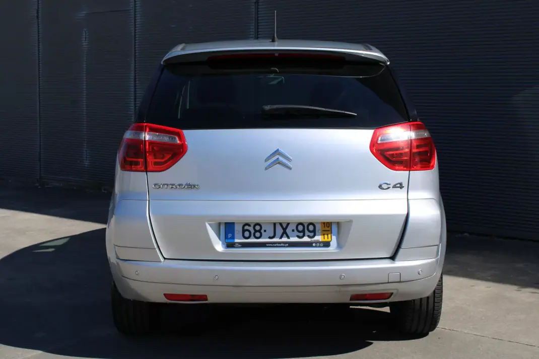 Citroën C4 Picasso 2010 - 3990 EUR, 290212 km - 290212km - foto 7 de 24