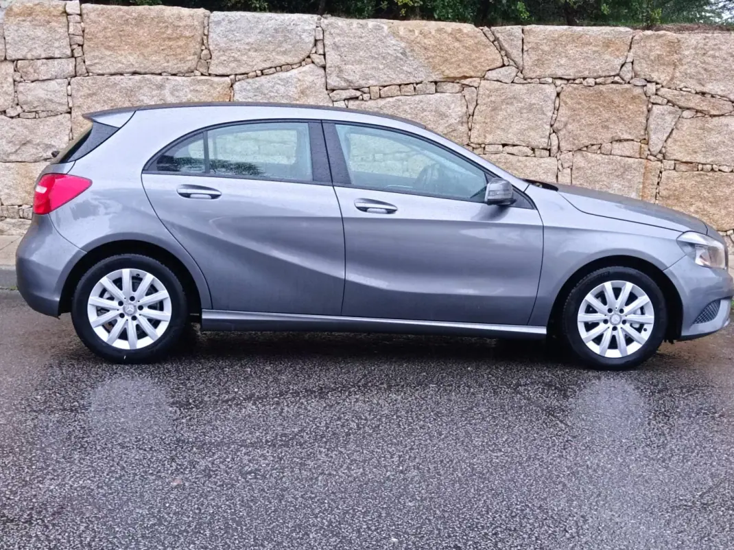 Mercedes-Benz A 180 2013 - 13900 EUR, 169500 km - AUTO.MOTO.pt - 169500km - foto 3 de 13
