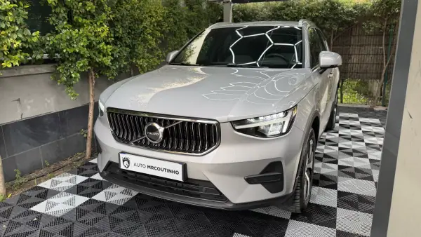Volvo XC 40 2023 - 31500 EUR, 82000 km - AUTO.MOTO.pt - 82000km - foto 2 de 24