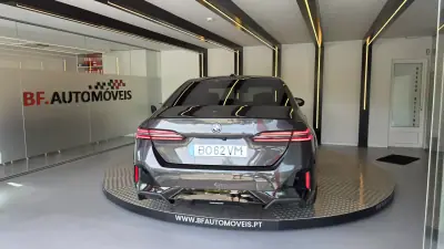 BMW i5 2024 - 52900 EUR, 41826 km - AUTO.MOTO.pt - 41826km - foto 18 de 55