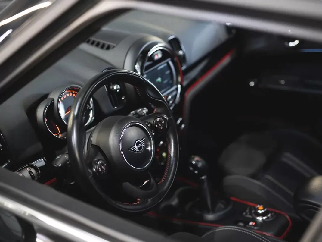 MINI Countryman 2020 - 22990 EUR, 120940 km - AUTO.MOTO.pt - 120940km - foto 16 de 25