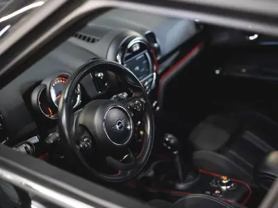 MINI Countryman 2020 - 22990 EUR, 120940 km - AUTO.MOTO.pt - 120940km - foto 16 de 25