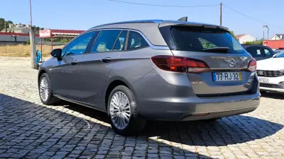 Opel Astra 2016 - 12450 EUR, 97645 km - AUTO.MOTO.pt - 97645km - foto 6 de 8