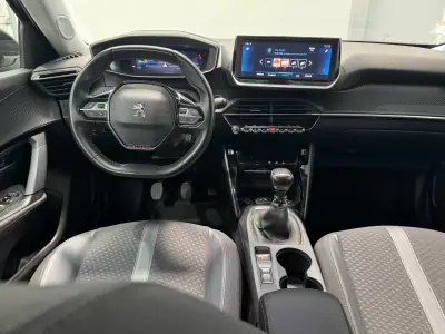 Peugeot 2008 2020 - 15990 EUR, 122000 km - AUTO.MOTO.pt - 122000km - foto 20 de 31