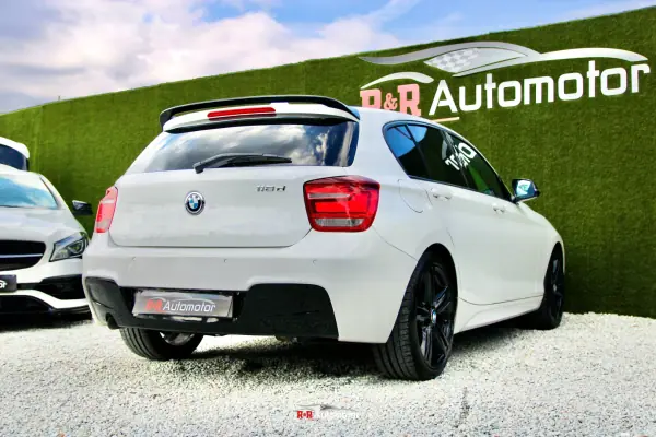BMW 118 2014 - 16250 EUR, 165000 km - AUTO.MOTO.pt - 165000km - foto 38 de 42