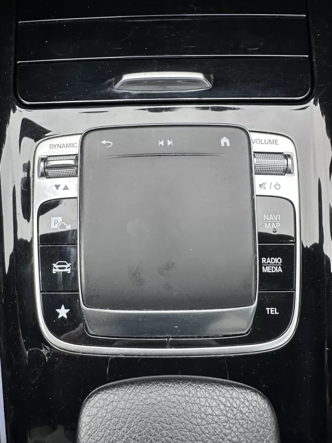 Mercedes-Benz B 180 2019 - 18900 EUR, 160000 km - AUTO.MOTO.pt - 160000km - foto 29 de 47