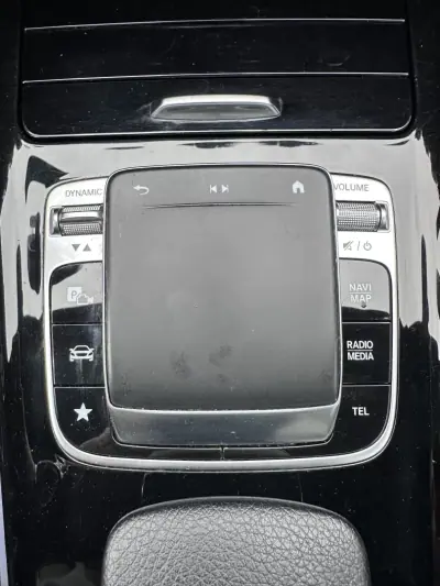 Mercedes-Benz B 180 2019 - 18900 EUR, 160000 km - AUTO.MOTO.pt - 160000km - foto 29 de 47