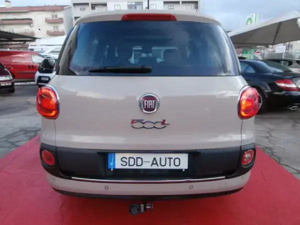 Fiat 500L 2013 - 7500 EUR, 175007 km - AUTO.MOTO.pt - 175007km - foto 6 de 32