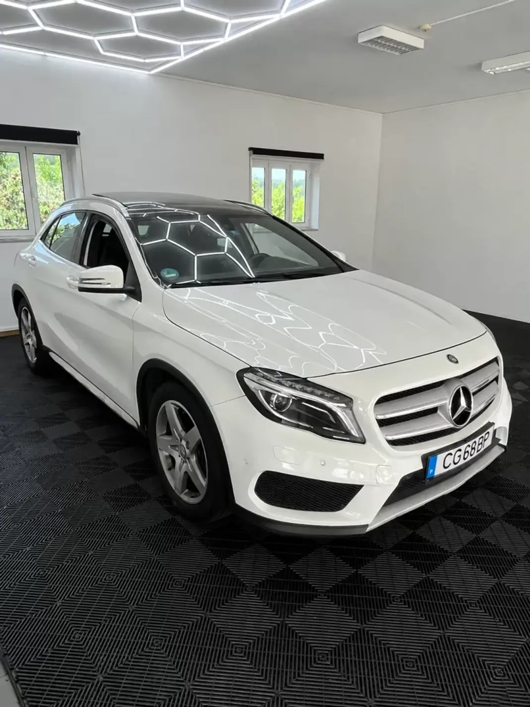 Mercedes-Benz GLA 220 2016 - 21990 EUR, 144000 km - 144000km - foto 3 de 6