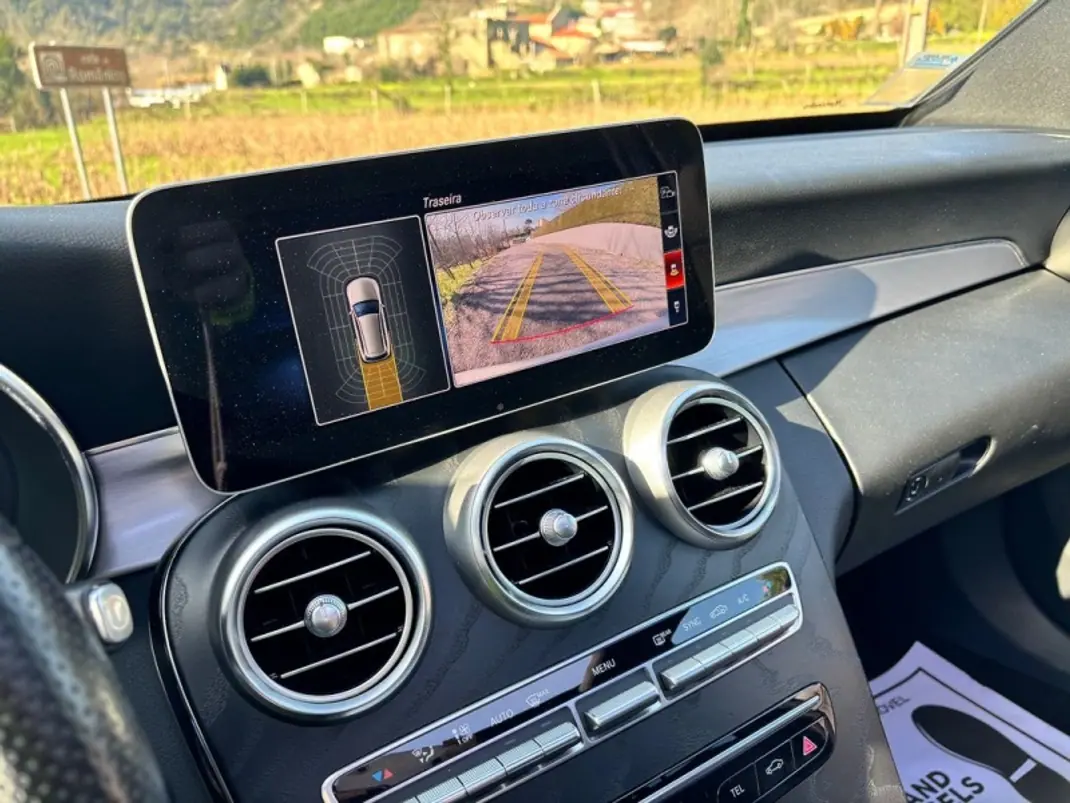 Mercedes-Benz C 220 2018 - 32500 EUR, 120400 km - AUTO.MOTO.pt - 120400km - foto 20 de 40