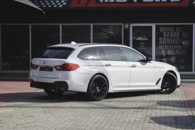 BMW 520 2018 - 31900 EUR, 144060 km - AUTO.MOTO.pt - 144060km - foto 35 de 41