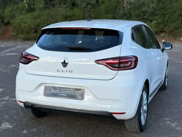Renault Clio 2020 - 11900 EUR, 158151 km - AUTO.MOTO.pt - 158151km - foto 19 de 20