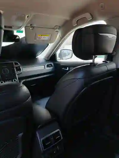 Renault Koleos 2017 - 22500 EUR, 156000 km - AUTO.MOTO.pt - 156000km - foto 12 de 15
