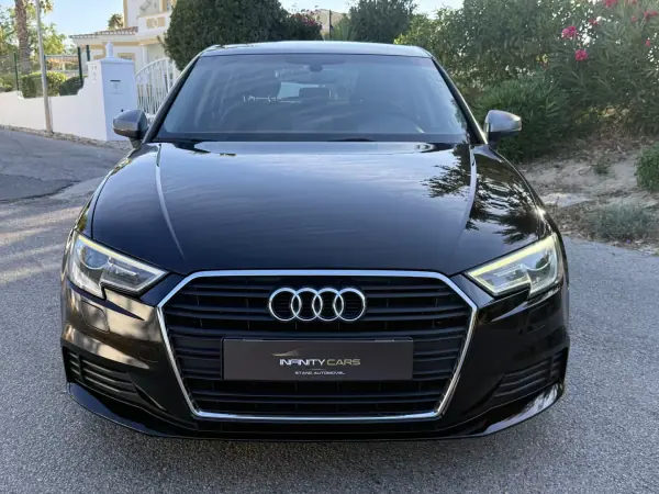 Audi A3 Sportback 2016 - 14999 EUR, 140000 km - AUTO.MOTO.pt - 140000km - foto 2 de 15