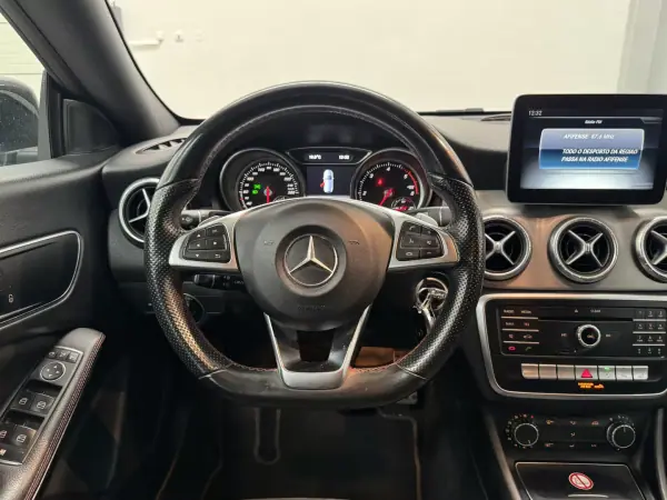 Mercedes-Benz CLA 220 2016 - 19890 EUR, 212000 km - AUTO.MOTO.pt - 212000km - foto 11 de 23
