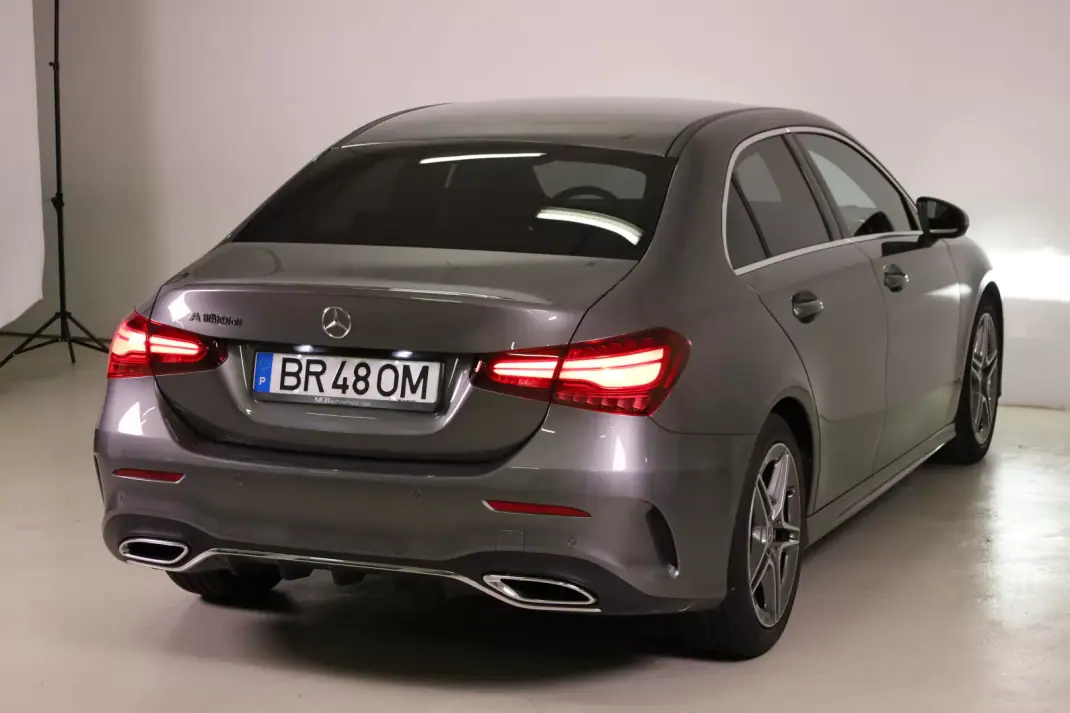 Mercedes-Benz A 180 Limousine 2025 - 39990 EUR, 6272 km - AUTO.MOTO.pt - 6272km - foto 19 de 47