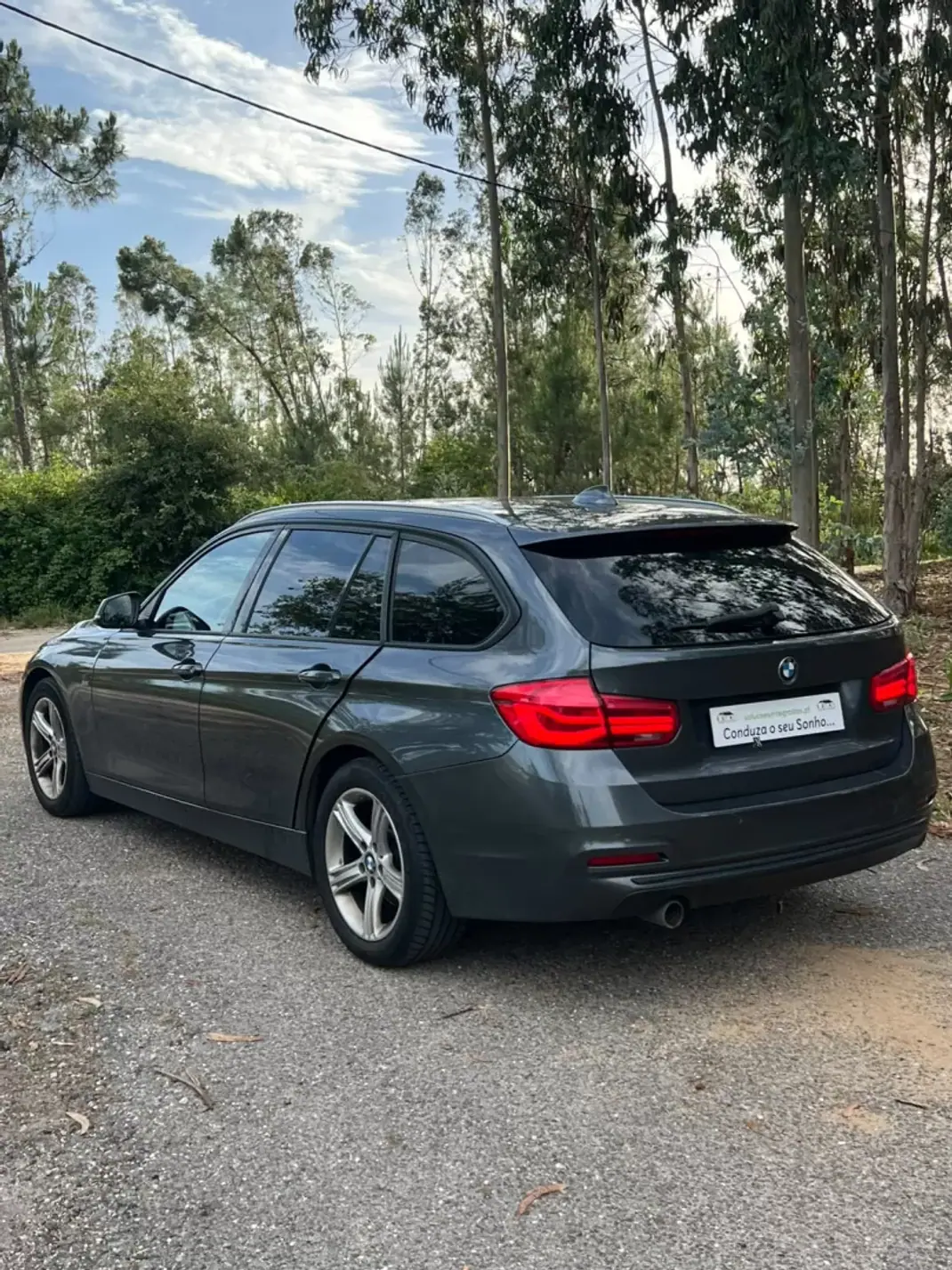 BMW 318 2017 - 18900 EUR, 156599 km - AUTO.MOTO.pt - 156599km - foto 22 de 30