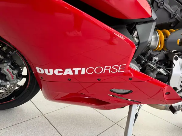 Ducati Panigale 1299 2016 - 17500 EUR, 11358 km - AUTO.MOTO.pt - 11358km - foto 33 de 38
